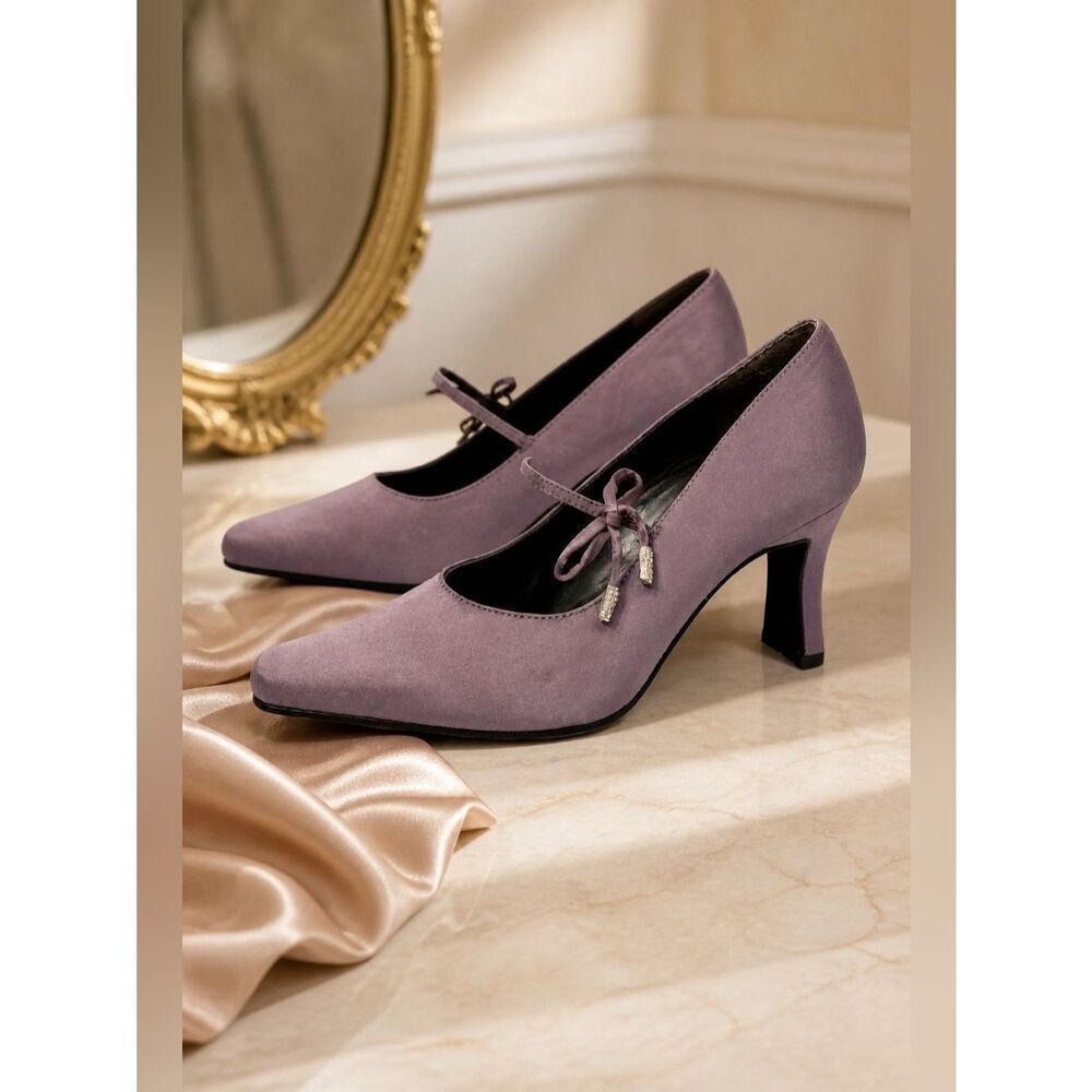 BANDOLINO GRAY SATIN SHOES NATTIE 3” HEEL SIZE 6 NWOB